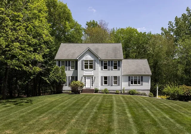 Homes for sale in Hopkinton, MA | 1 Sterling Dr, Hopkinton, MA 01748 | MLS# 73525356