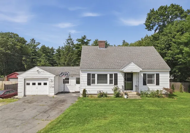 1st image of 229 Whalom Rd, Lunenburg, MA 01462 | MLS# 73567809
