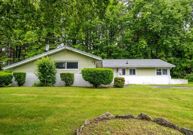 Photo 3 of Sale Pending at 61 Barry Rd, Worcester, MA 01609 | MLS# 73390079 | Listing updated on 2026-08-13