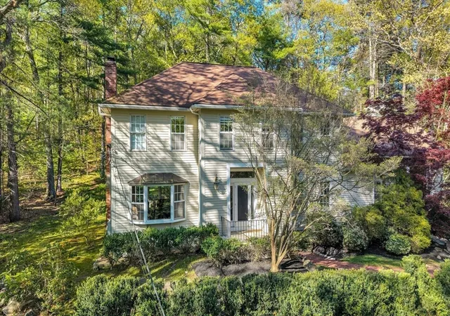 2nd image of 20 Old Rd, Weston, MA 02493 | MLS# 73518815