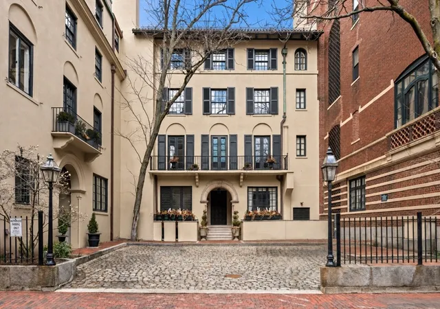 Homes for sale in Boston, MA | 107 109 Chestnut Street #PH, Boston, MA 02108 | MLS# 73512701