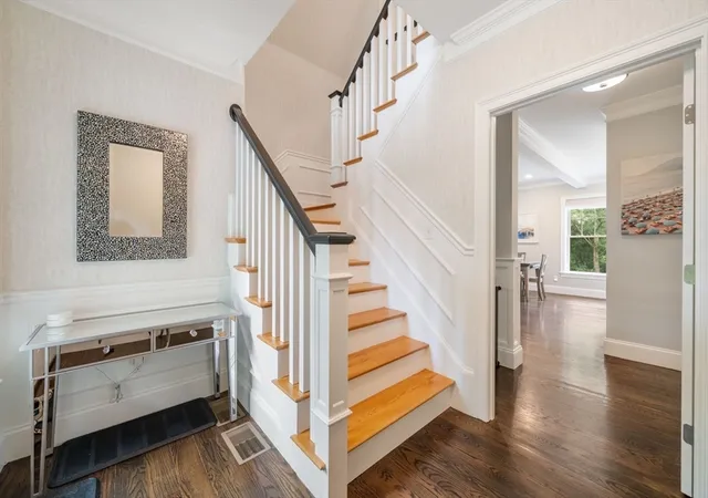 Photo 3 of Sale Pending at 126 Walnut St #126, Wellesley Hills, MA 02481 | MLS# 73551271 | Listing updated on 2026-09-29