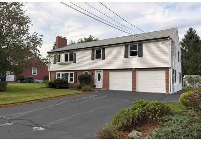 Photo 1 of Sale Pending at 6 Canterbury Rd, Woburn, MA 01801 | MLS# 73561771 | Listing updated on 2026-09-23