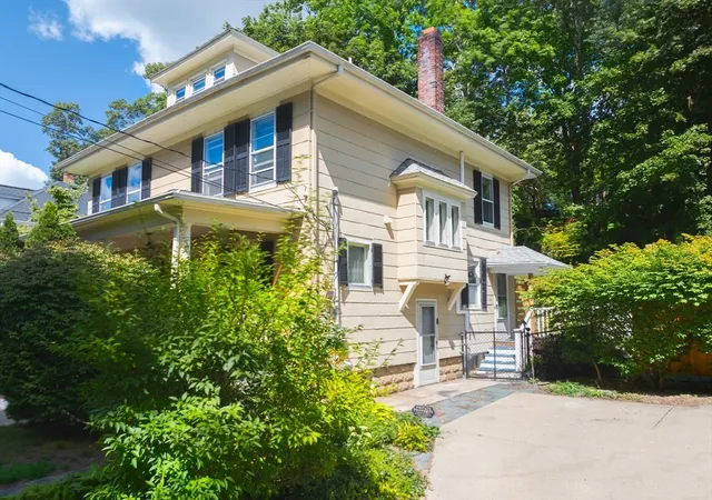 5th image of 21 Oak Street, Plymouth, MA 02360 | MLS# 73568320