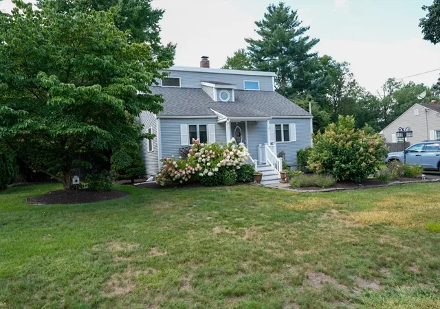 Photo 2 of Single family home for sale at 87 Berkshire Dr, Westfield, MA 01085 | MLS# 73566221 | Listing updated on 2026-09-17