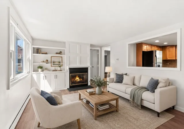 Homes for sale in Marblehead, MA | 121 R Elm #2, Marblehead, MA 01945 | MLS# 73545528
