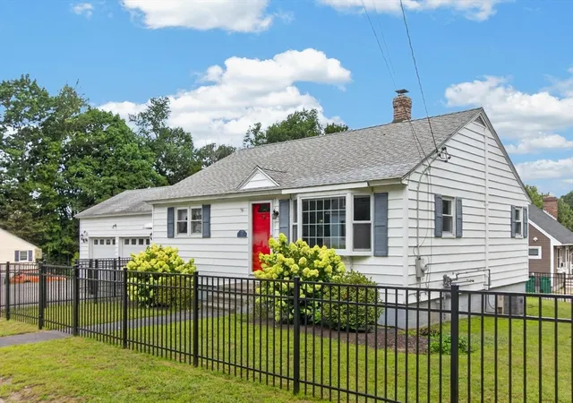 19th image of 93 York Ave, Fitchburg, MA 01420 | MLS# 73565917