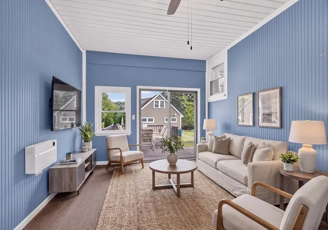 Photo 3 of Single family home for sale at 93 York Ave, Fitchburg, MA 01420 | MLS# 73565917 | Listing updated on 2026-10-10