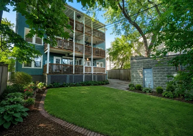 2nd image of 503 Huron Ave, Cambridge, MA 02138