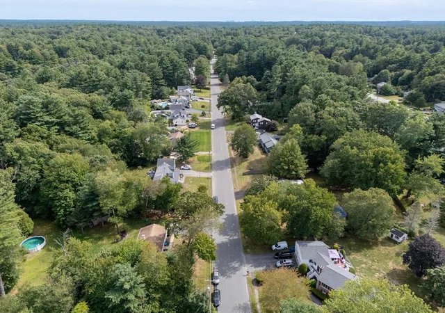 4th image of 8 Governor Fuller Rd, Billerica, MA 01821 | MLS# 73539763