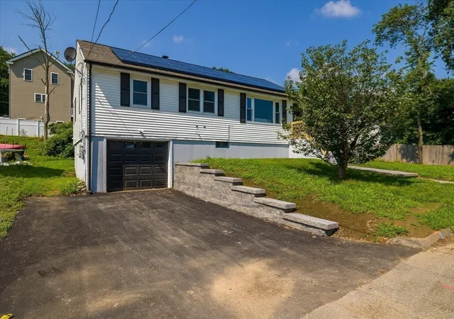 13th image of 79 Humes Ave, Worcester, MA 01605 | MLS# 73489621