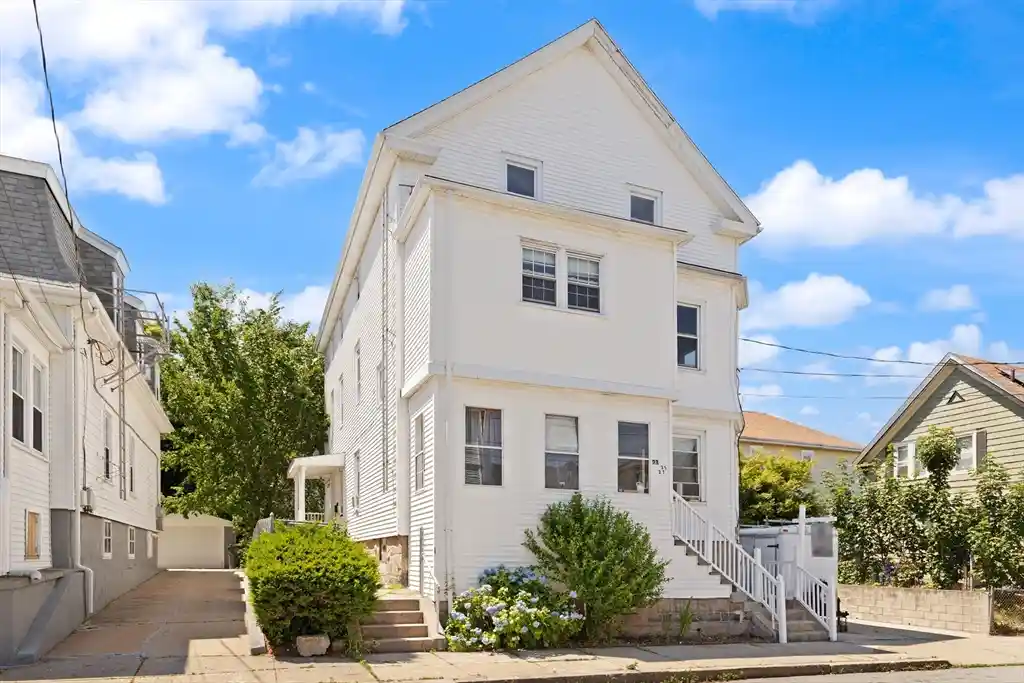 Listing Photo 2 - Condo for sale in 23-27 Ash St located at 23-27 Ash St, Fall River, MA 02724 - Unit 23-27 Ash St