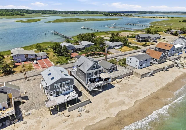 1st image of 250 Central Ave, Marshfield, MA 02050 | MLS# 73538533