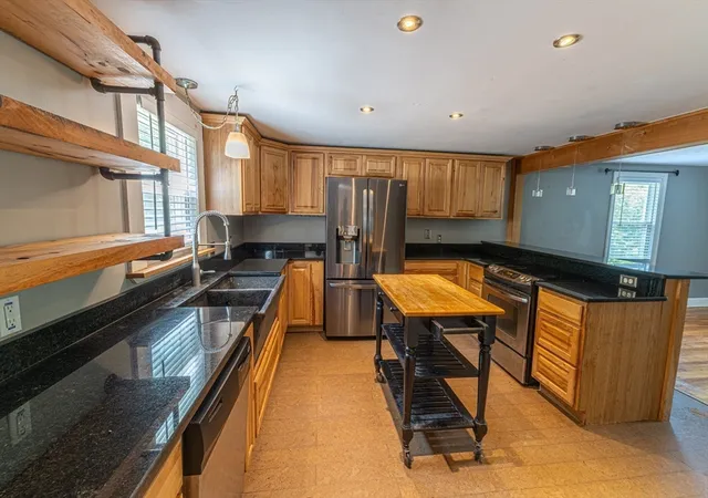 Photo 3 of Sale Pending at 152 Southbridge Rd, Dudley, MA 01571 | MLS# 73552931 | Listing updated on 2026-08-29