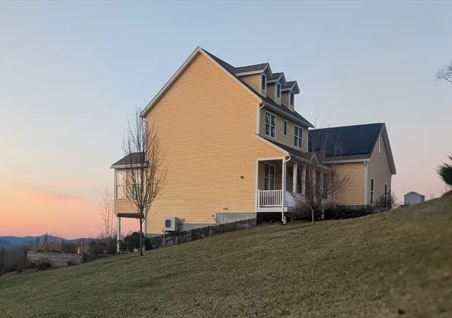 4th image of 456 Ridge Rd, Athol, MA 01331 | MLS# 73499722