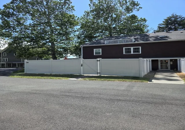 Homes for sale in Hatfield, MA | 62 Main Street #6 - 2, Hatfield, MA 01038 | MLS# 73539941