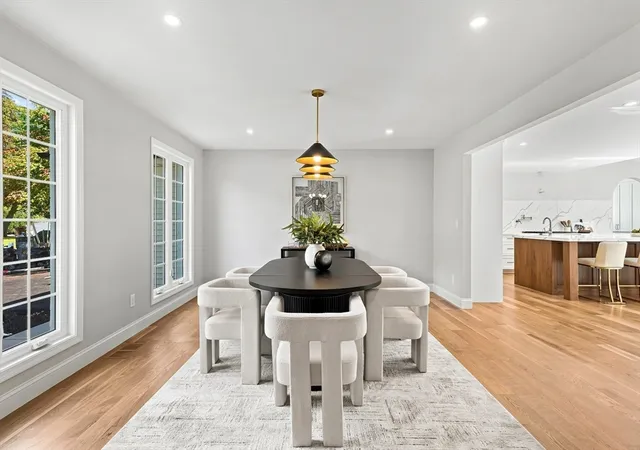 Photo 4 of Single family home for sale at 7 Viking Rd, Winchester, MA 01890 | MLS# 73569252 | Listing updated on 2026-09-10