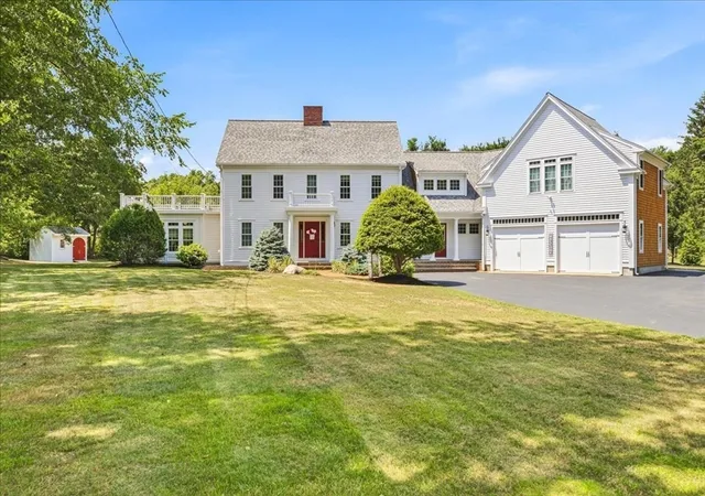 2nd image of 196 Hudson St, Halifax, MA 02338 | MLS# 73551828