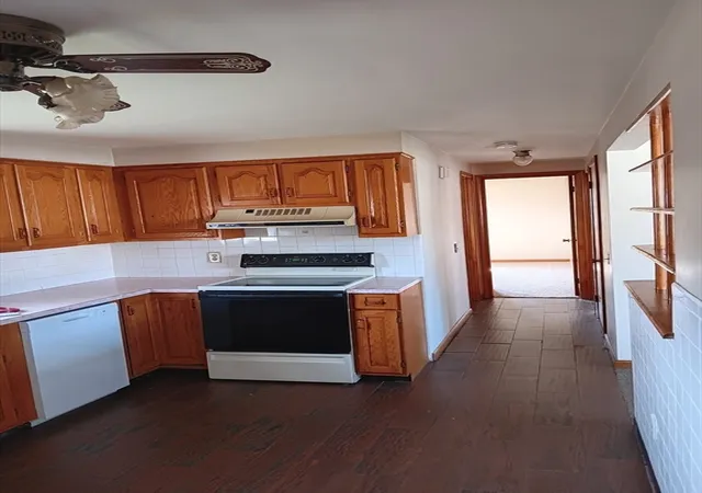 3rd image of 74 Taft Street, Agawam, MA 01030 | MLS# 73566596