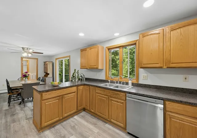Homes for sale in Winchendon, MA | 309 Ash St, Winchendon, MA 01475 | MLS# 73547936