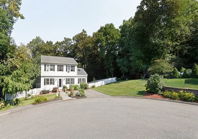 Photo 3 of Sale Pending at 9 Zamora St, Saugus, MA 01906 | MLS# 73567482 | Listing updated on 2026-09-17