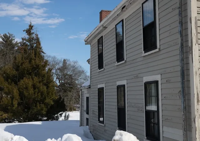36th image of 131 Wellesley Street, Weston, MA 02493 | MLS# 73483468