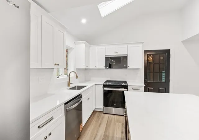 Homes for sale in Andover, MA | 322 River Rd, Andover, MA 01810 | MLS# 73546561