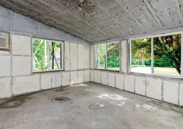 38th image of 1324 Main Street, Acushnet, MA 02743 | MLS# 73537566