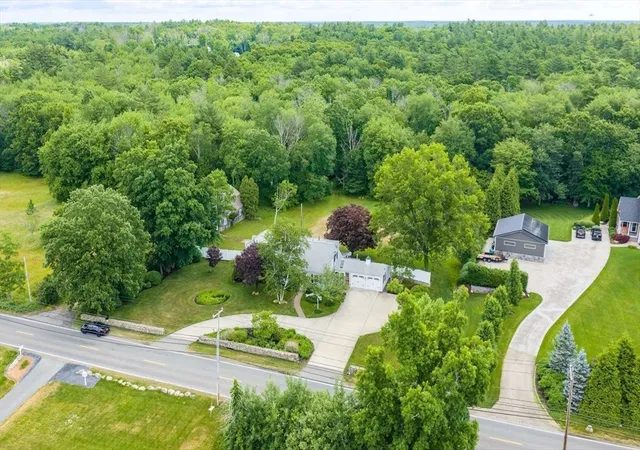 4th image of 1324 Main Street, Acushnet, MA 02743 | MLS# 73537566
