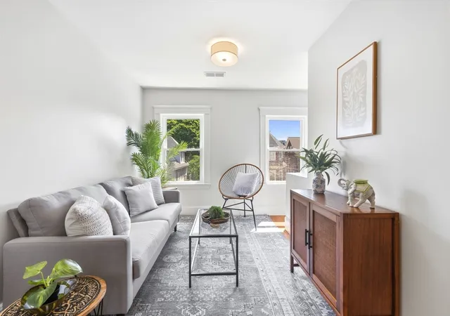 4th image of 16 Clarkwood St, Boston, MA 02126