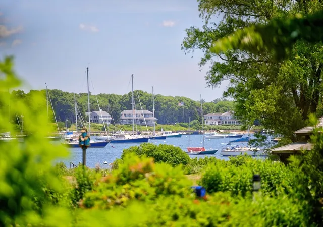 42nd image of 72 Water Street, Marion, MA 02738 | MLS# 73550810