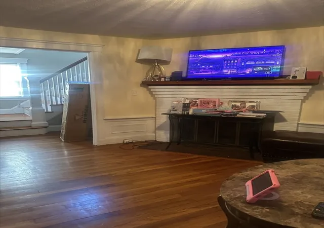 4th image of 90 Hollingsworth St, Mattapan, MA 02126 | MLS# 73420761