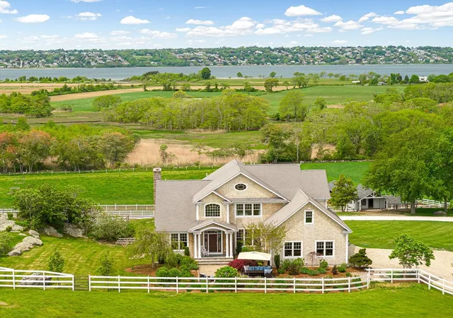 Homes for sale in Tiverton, RI | 3333 Main Road, Tiverton, RI 02878 | MLS# 73524558