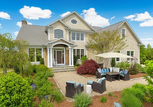 Homes for sale in Tiverton, RI | 3333 Main Road, Tiverton, RI 02878 | MLS# 73524558