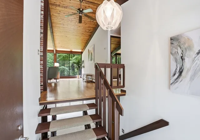 2nd image of 39 Long Ridge Road, Carlisle, MA 01741 | MLS# 73529037