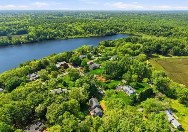 Homes for sale in Duxbury, MA | 240 Evergreen St, Duxbury, MA 02332 | MLS# 73528821