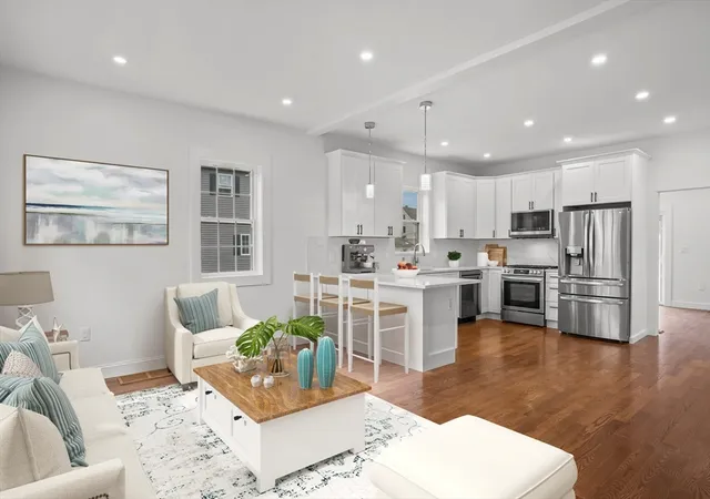 5th image of 24 Cottage St, Taunton, MA 02780 | MLS# 73542283