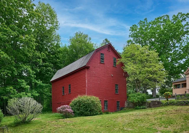 Homes for sale in Greenfield, MA | 198 Leyden Rd, Greenfield, MA 01301 | MLS# 73528824