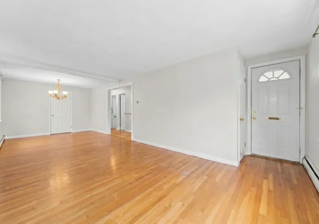 4th image of 33 Fairchild Ave, Saugus, MA 01906 | MLS# 73540301