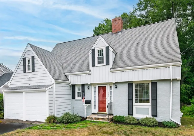 Homes for sale in Weymouth, MA | 164 Candia St, Weymouth, MA 02189 | MLS# 73548673