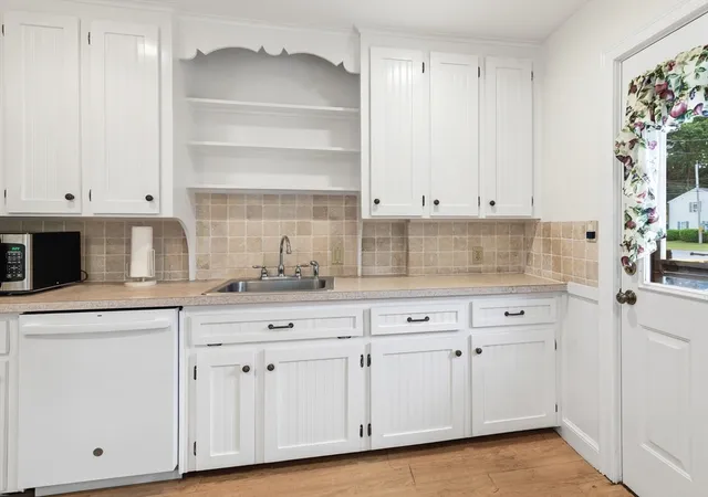 Homes for sale in Weymouth, MA | 164 Candia St, Weymouth, MA 02189 | MLS# 73548673