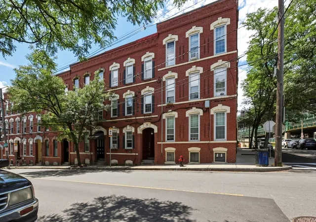 1st image of 66 Beacon St #1, Chelsea, MA 02150 | MLS# 73562536