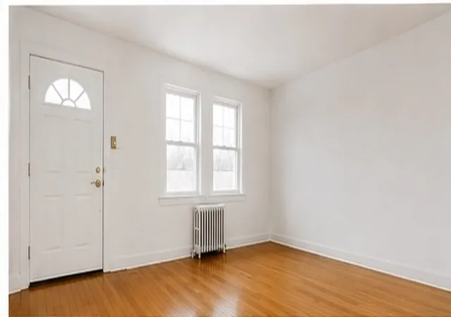 2nd image of 19  21 East St, Winchendon, MA 01475 | MLS# 73566413