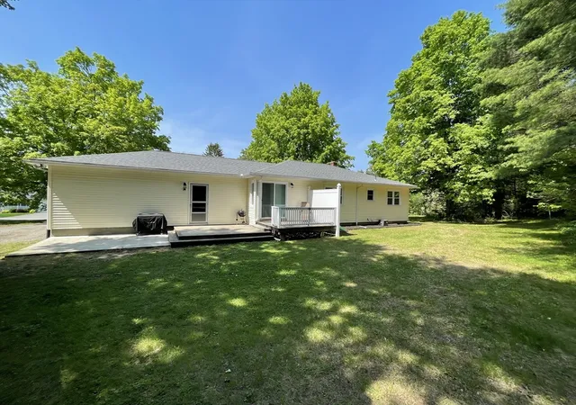 Homes for sale in Palmer, MA | 2 Elizabeth Street, Palmer, MA 01069 | MLS# 73527027