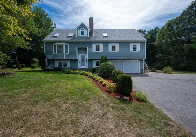 Homes for sale in Leicester, MA | 6 Marlboro Dr, Leicester, MA 01524 | MLS# 73539365