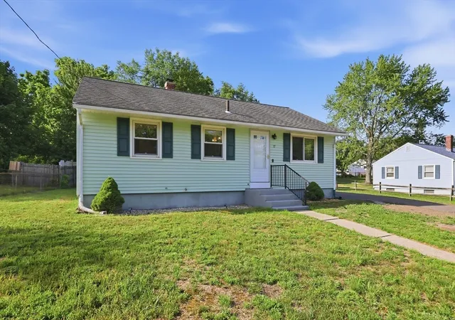 32nd image of 17 Keddy Street, Springfield, MA 01109 | MLS# 73553483