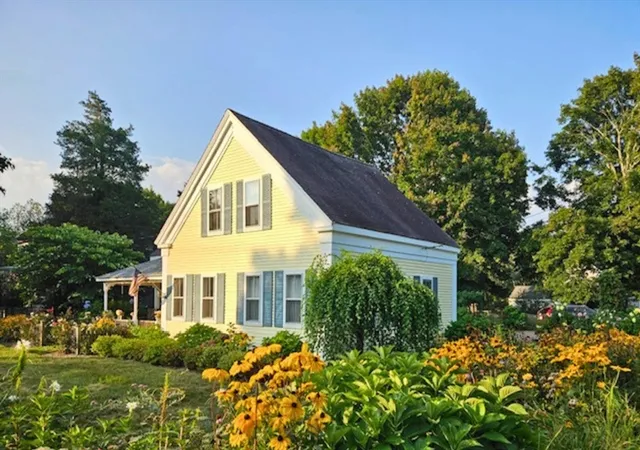 1st image of 955 Main Street, Osterville, MA 02655 | MLS# 73504595