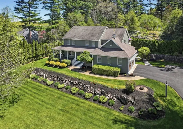 Homes for sale in Wrentham, MA | 40 Blackberry Hill Rd, Wrentham, MA 02093 | MLS# 73514868