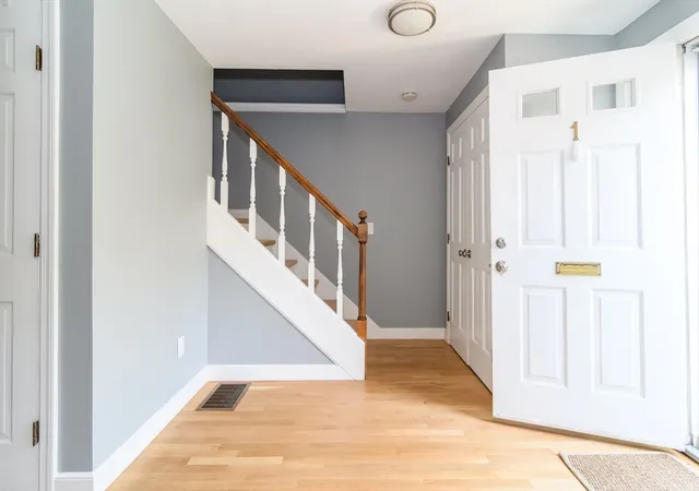 3rd image of 21 Westerly St #1, Wellesley, MA 02482 | MLS# 73550855