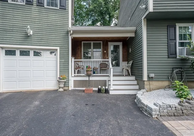 Photo 3 of Sale Pending at 47 Houde St, Marlborough, MA 01752 | MLS# 73562276 | Listing updated on 2026-09-25